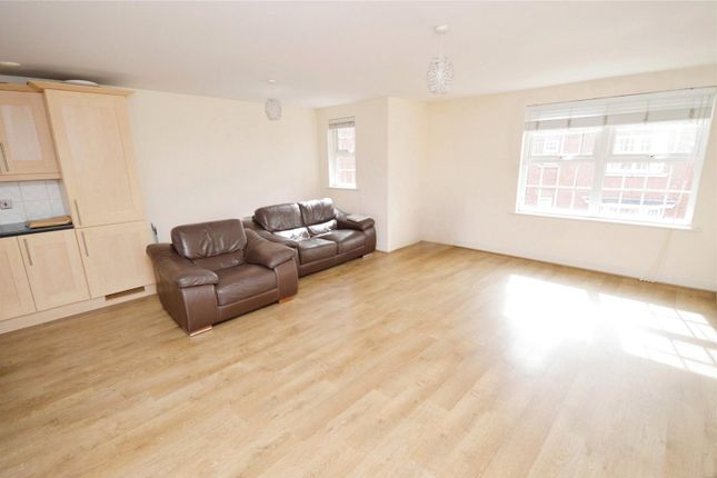 Flat for sale in Fulmen Close, Lincoln, Lincolnshire