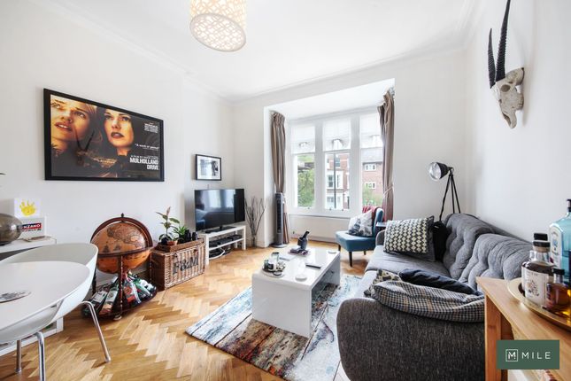 Flat to rent in Harvist Road, London