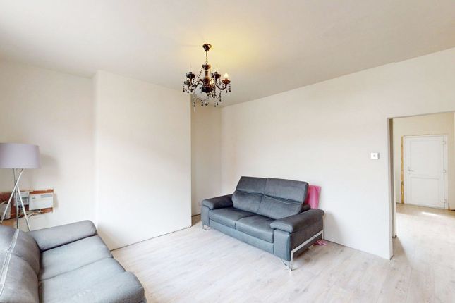 6 Harrison Street, Wigan photo 3
