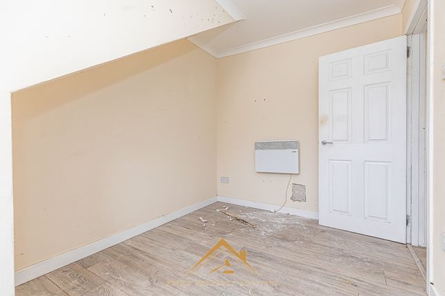 7, Main Street, Newmilns photo 4