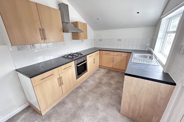 Terraced house to rent in Waverley Road, Manchester