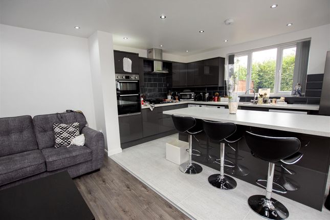 16, Poole Crescent, Birmingham photo 4