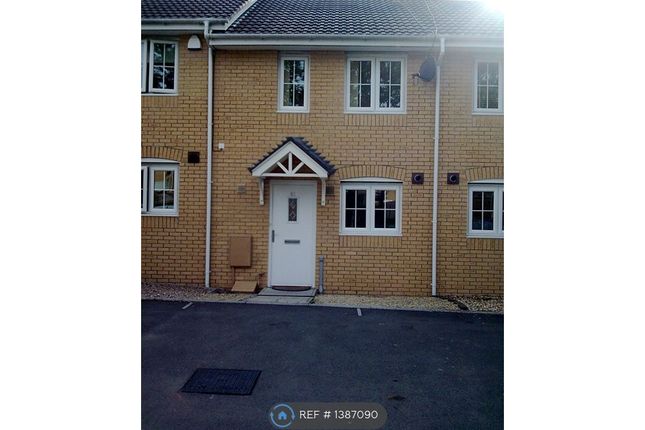 2 bed terraced house to rent in Ffordd Brynhyfryd, Old St. Mellons, Cardiff CF3