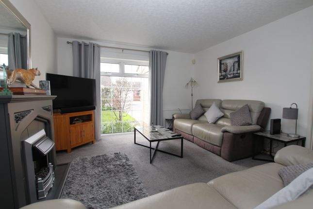 93, Malham Drive, Lincoln photo 2