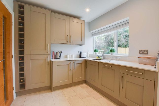 4 Holme Drive, Leicester photo 3