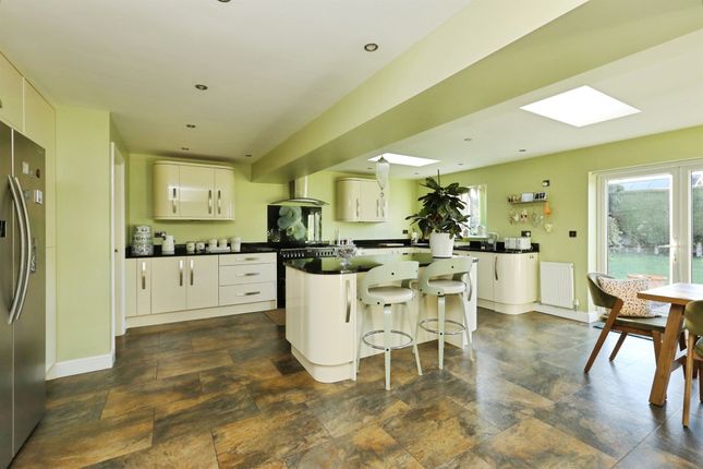 4, Mayflower Court, Doncaster photo 2