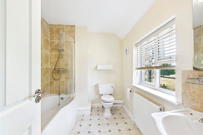 4, Bures Road, Colchester photo 4