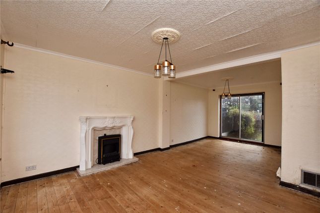22, Shaftesbury Drive, Greater Manchester photo 3