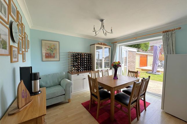 8, Eastdown Gardens, Weymouth photo 4