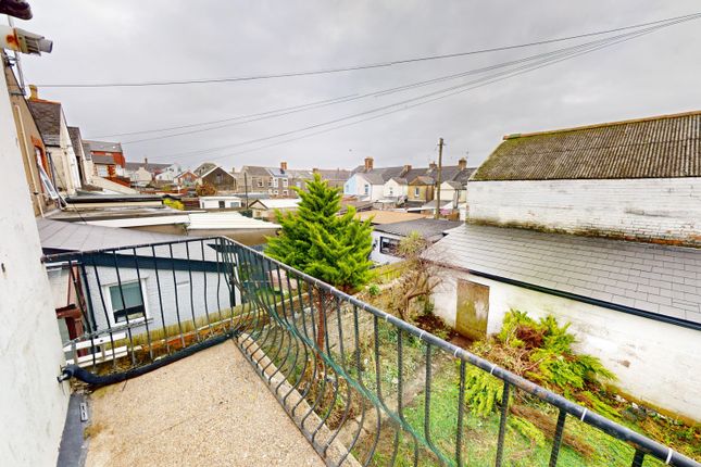 First Floor Flat, 117, Woodlands Road, Barry photo 4