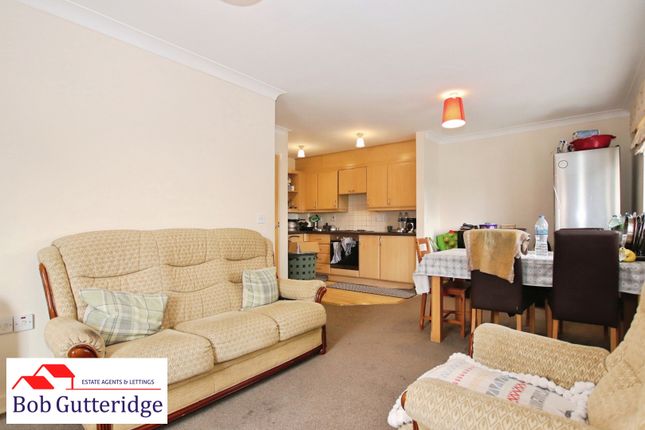 Flat 10, The Mount St. Georges, Second Avenue, Newcastle-under-Lyme photo 4