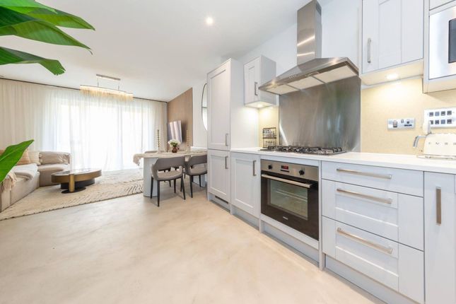 2-bed semi-detached on Curton Close, Harrow, £600,000