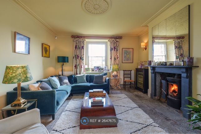 Sitting Room Off Kitchen