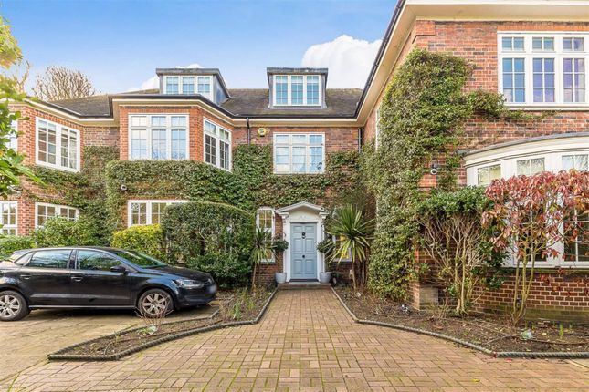 Thumbnail Property to rent in Longwood Drive, London