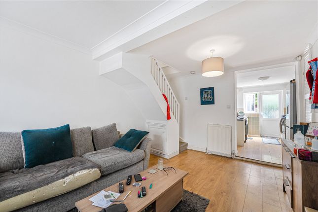 10, Walnut Tree Avenue, Kent photo 4