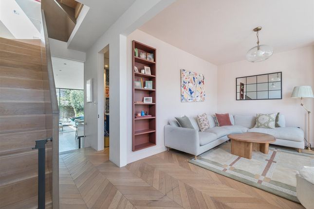 43, Hardinge Road, London photo 2
