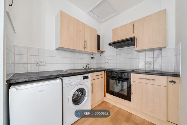 Flat   Upper Grosvenor Road, Tunbridge Wells photo 2