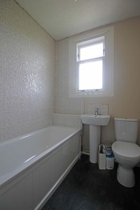 10, Kent Road, Stirling photo 5