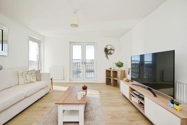 Apartment 6, 1, Dearman Crescent, Kent photo 3