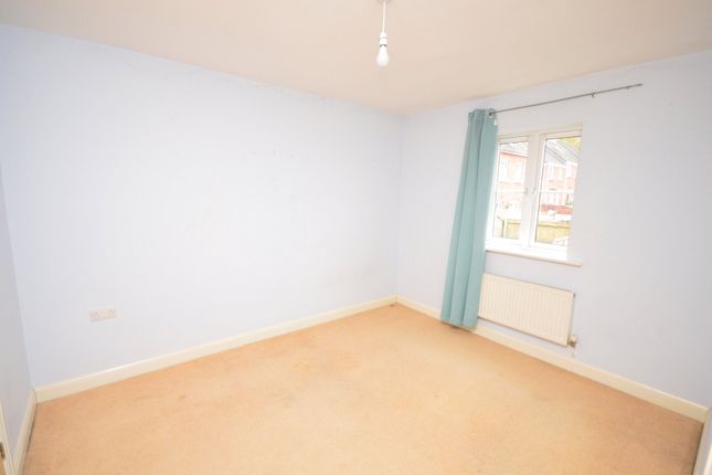 Terraced house to rent in Kinnerton Way, Exwick, Exeter