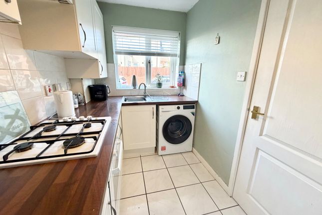 4, Field Mews, Dudley photo 3