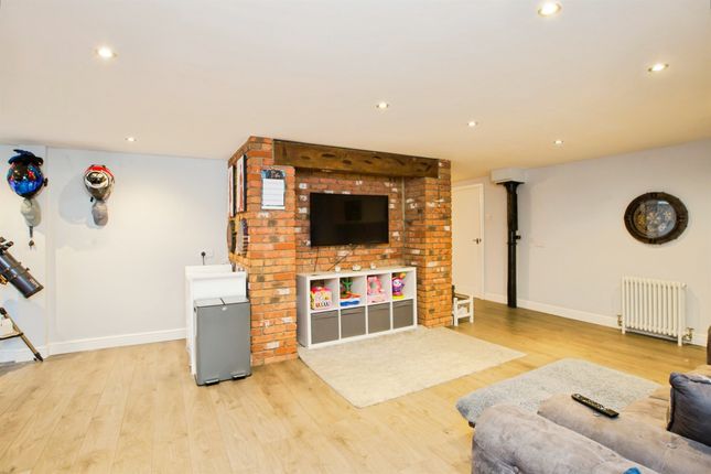Flat 1, Greenups Mill, Wharf Street, Sowerby Bridge photo 4
