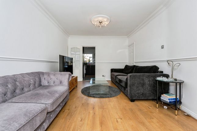 39, Chadwell Road, Grays photo 3