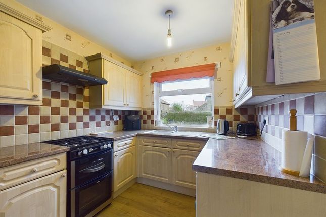94, Upgang Lane, Whitby photo 4