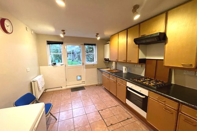 Cottage to rent in Church Lane, Potters Bar