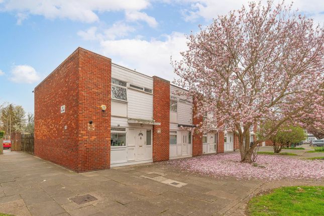 3-bed house on Brierley Close, South Norwood, £525,000