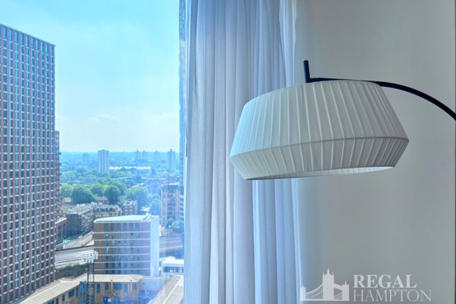 1404, City Tower, 1 Nine Elms Lane, London photo 5