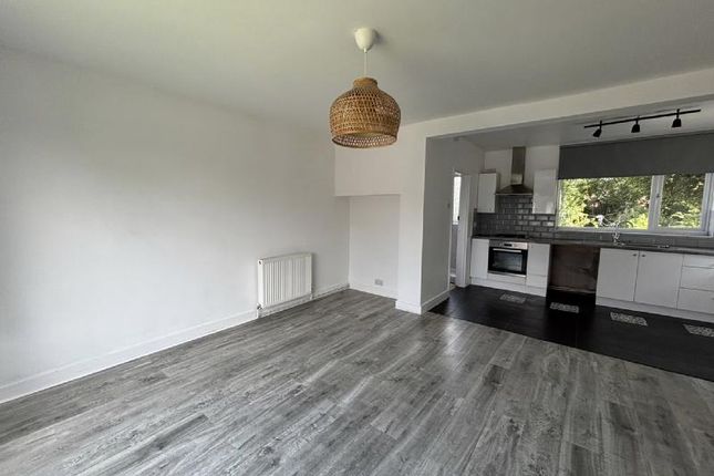16, Thirlmere Avenue Moss Bank St Helens, Clinkham Wood photo 3