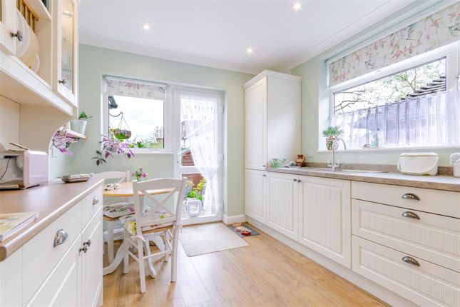 11, Grasmere Avenue, Ruislip photo 5