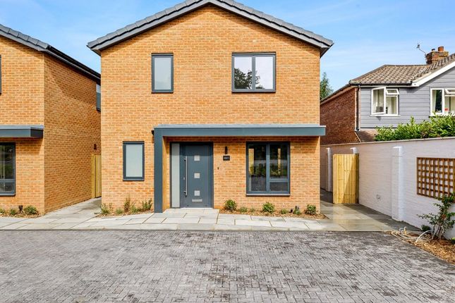 Thumbnail Detached house for sale in Ref: Sb - Povey Cross Road, Hookwood
