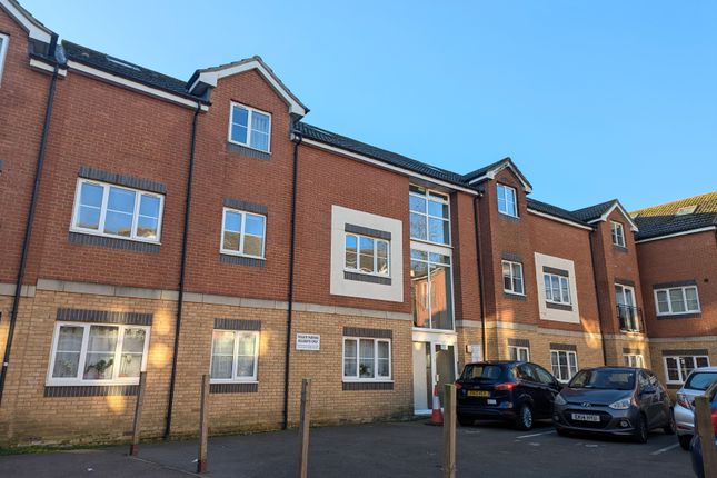 2 Bedroom Flat in NN16 8UY