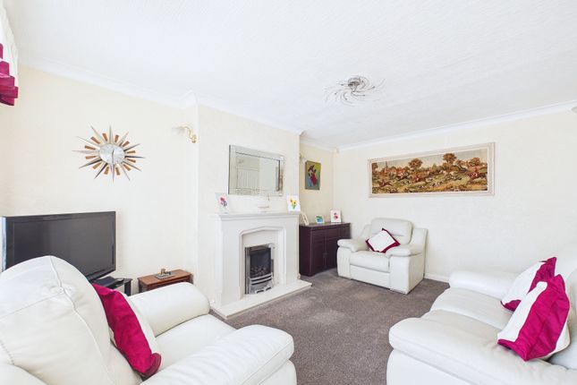 26, Moore Drive, Haydock photo 4