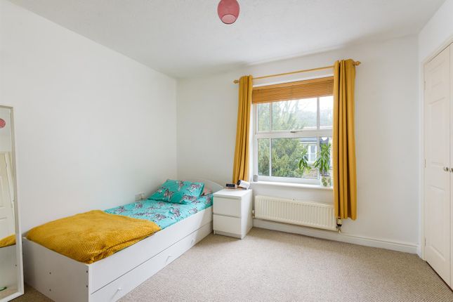 Flat for sale in Abbey Lane, Beauchief