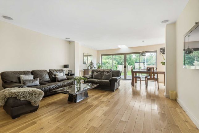 Bungalow for sale in Newmans Way, Hadley Wood, Hertfordshire