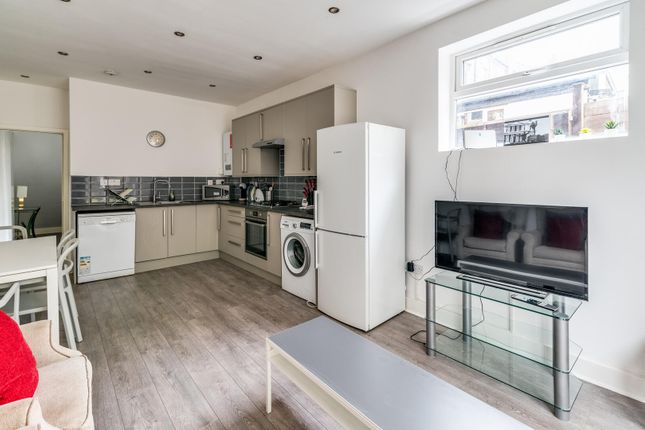 19a, VSH, Mostyn Avenue, Unit 19a, London photo 2