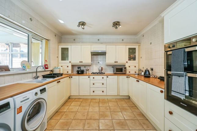 57, Ladybrook Lane, Nottinghamshire photo 2