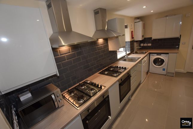 Lodge Road, SOUTHAMPTON photo 2