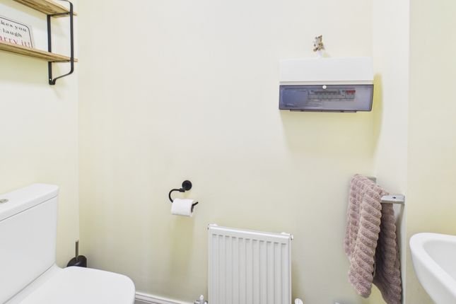 5, Colman Crescent, Hull photo 3
