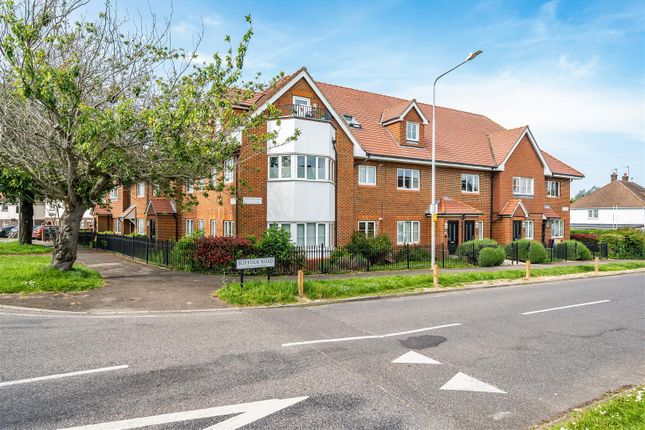 Thumbnail Flat for sale in Suffolk Road, Maidstone