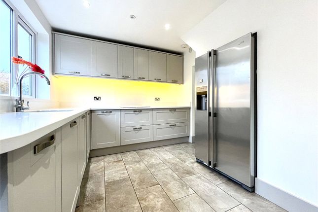 121, Brampton Road, Bexleyheath photo 2