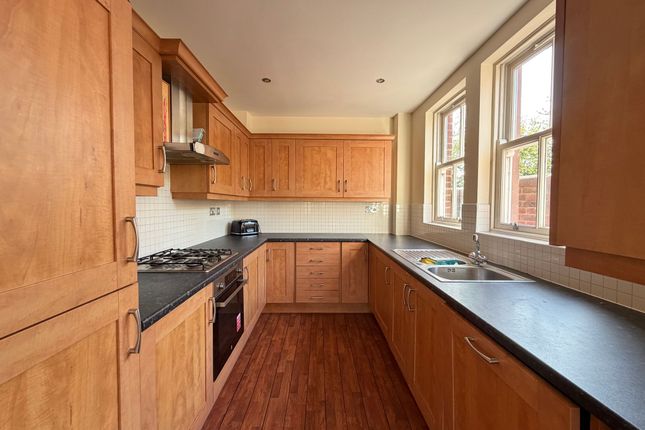 2 Jodrell Drive, Warrington photo 3