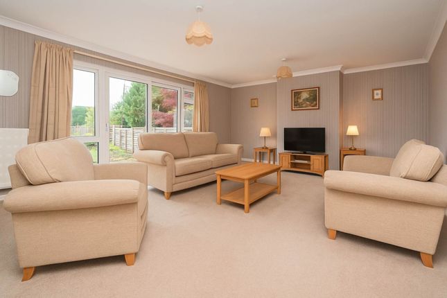 22, Trueman Close, Canterbury photo 2