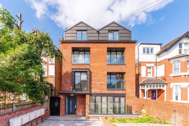 Thumbnail Flat for sale in Conyers Road SW16, Streatham,