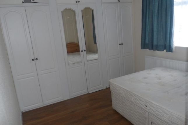 Northborough Road, London photo 2