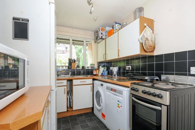 Flat for sale in Watermill Court, Woolhampton