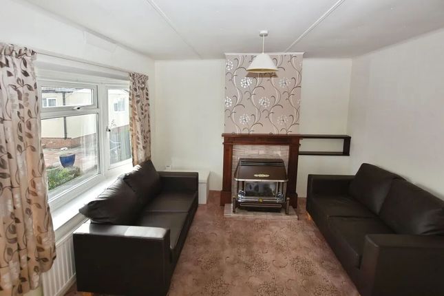 7 Shadynook Park, Crossley Moor Road Kingsteignton, NEWTON ABBOT photo 2